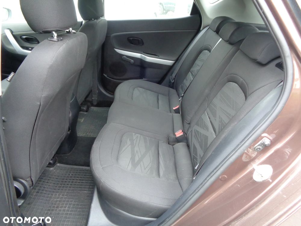 Kia Ceed 1.4 CVVT Vision - 10