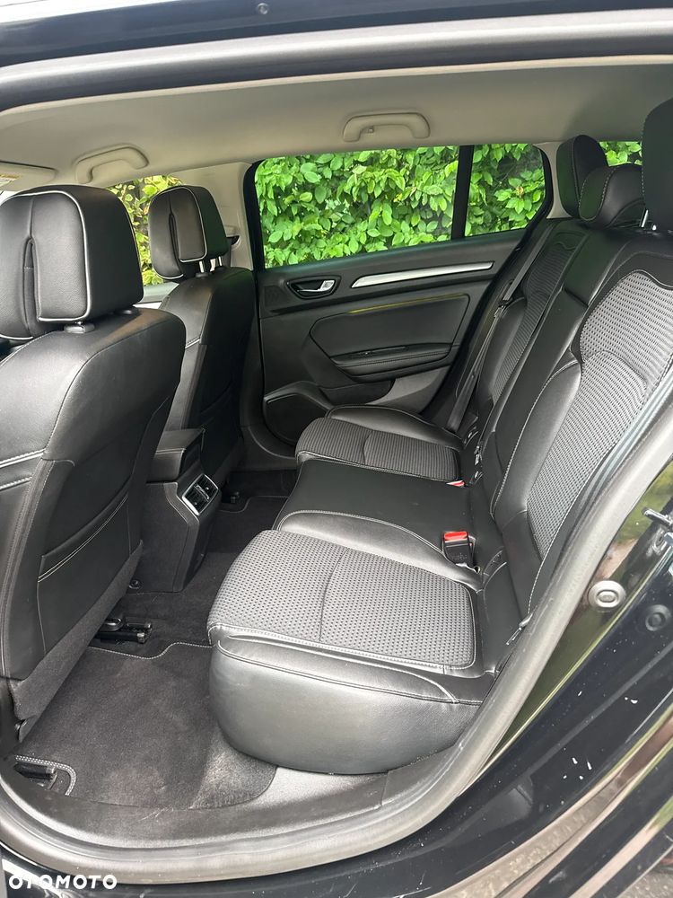 Renault Megane ENERGY dCi 130 Start & Stop Bose Edition - 8