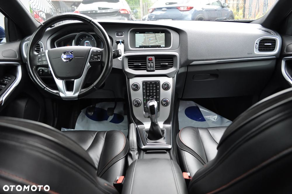 Volvo V40 D2 Ocean Race - 15