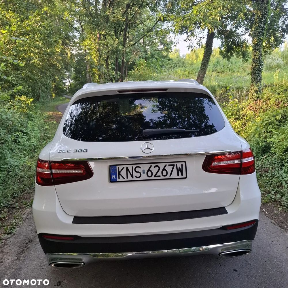 Mercedes-Benz GLC - 6