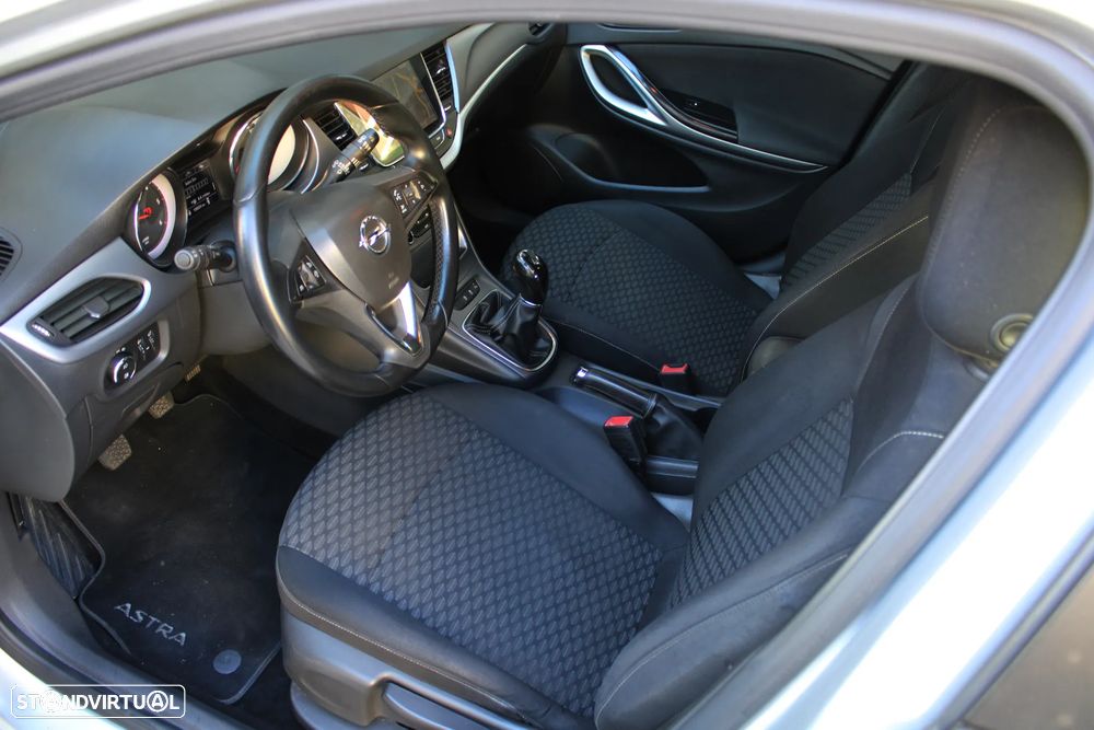 Opel Astra 1.6 CDTI Business Edition S/S - 23