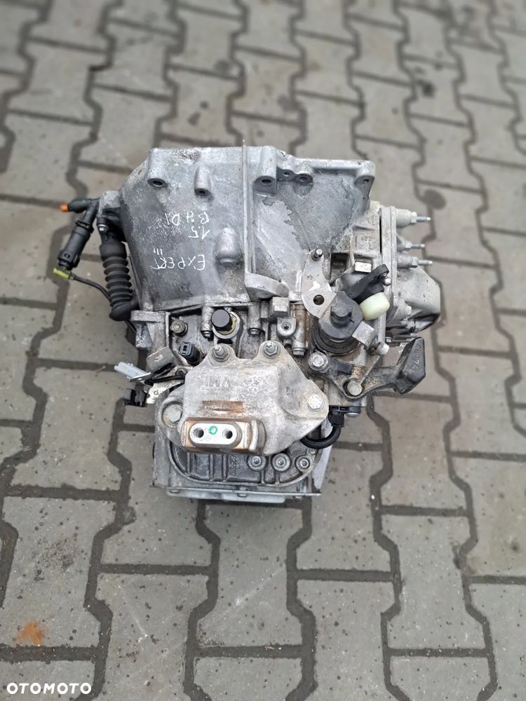 Skrzynia biegów 20MB46 Peugeot Expert III 1.5 bhdi Proace Jumpy - 1
