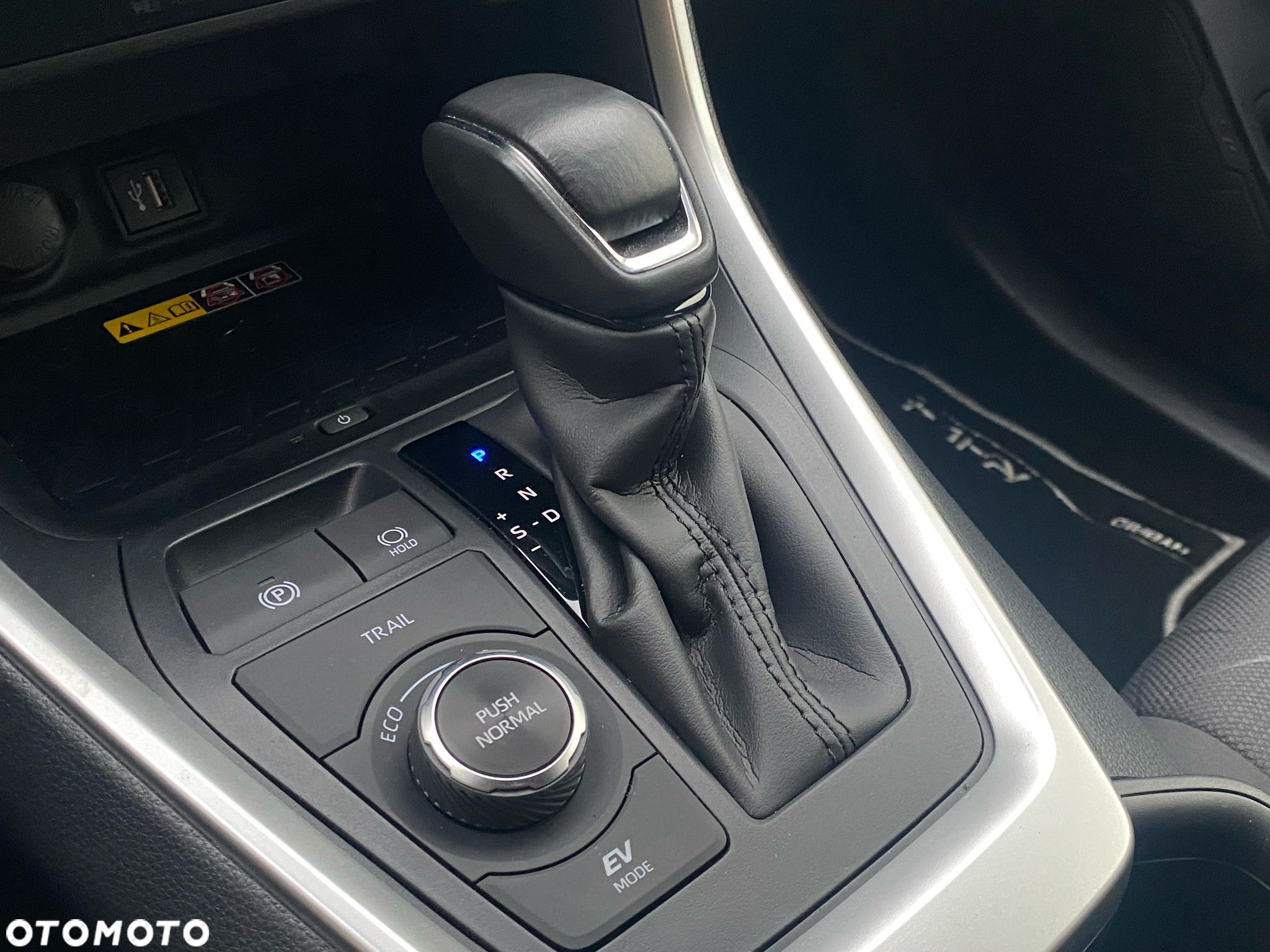 Toyota RAV4 2.5 Hybrid Comfort 4x4 - 22