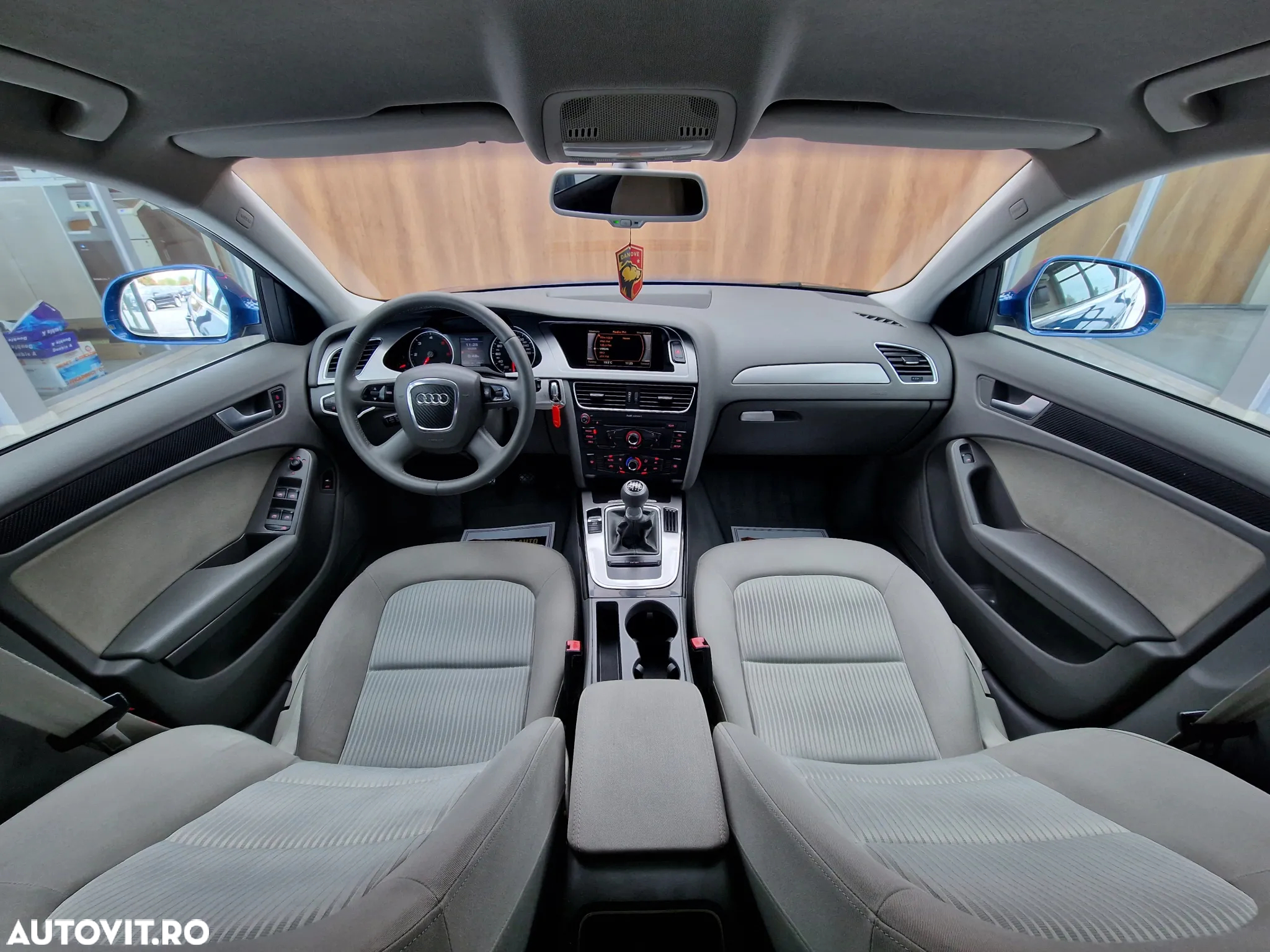 Audi A4 2.0 TDI B8 - 8