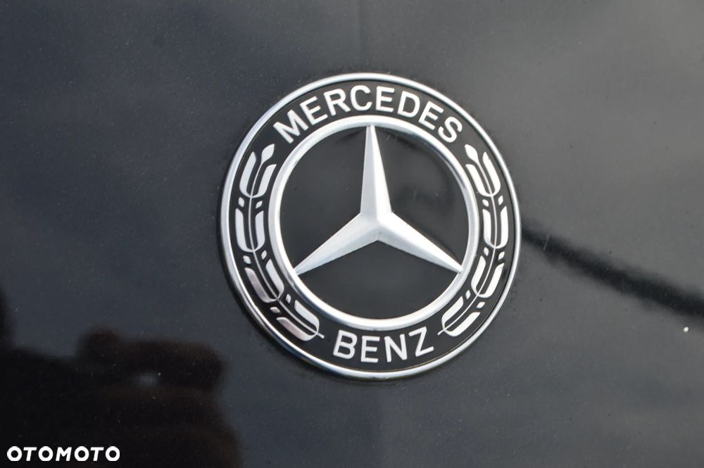 Mercedes-Benz Klasa E 220 d 9G-TRONIC - 29