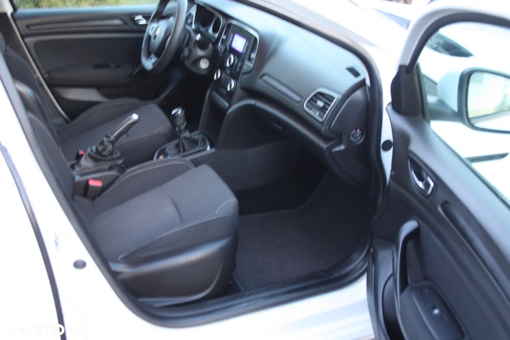 Renault Megane ENERGY TCe 100 LIMITED - 10