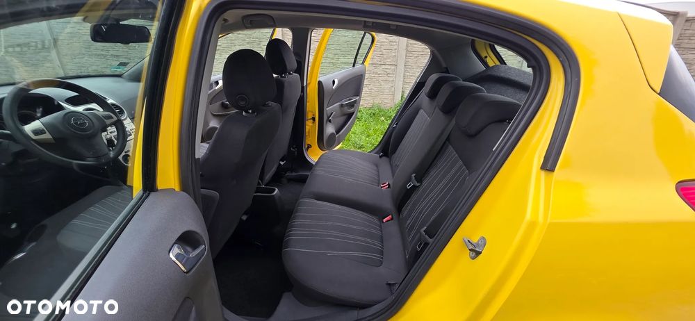 Opel Corsa 1.4 16V Innovation - 18