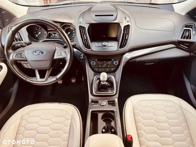 Ford Kuga Vignale 2.0 TDCi AWD - 9