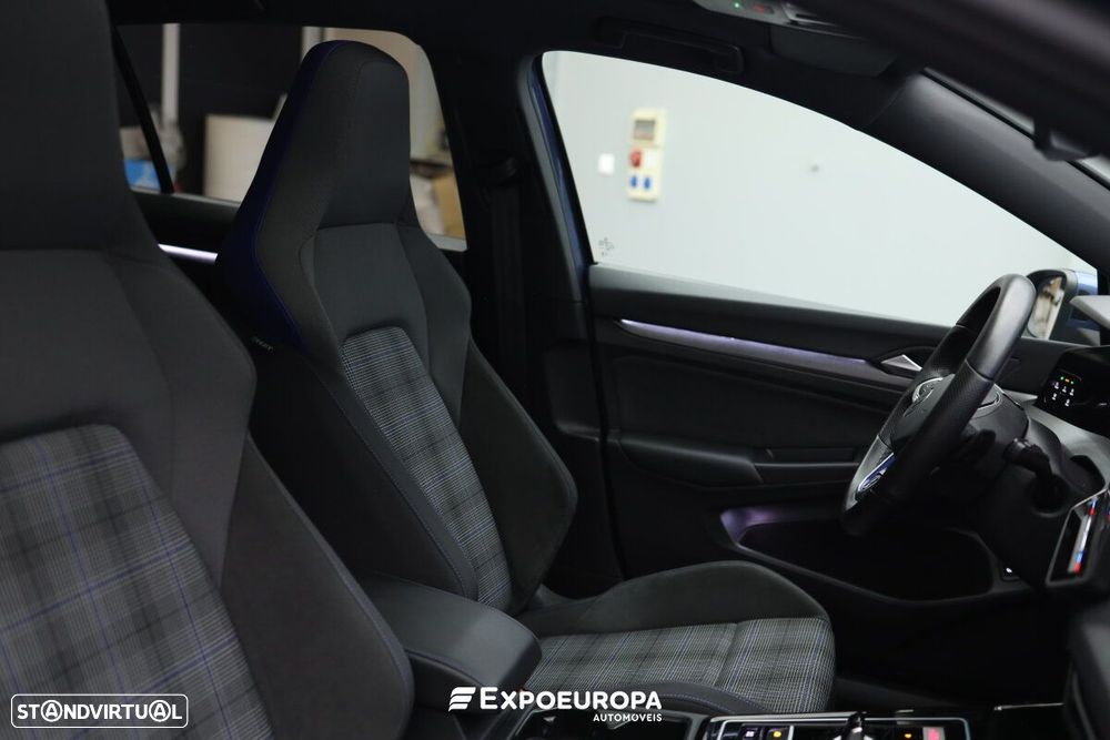 VW Golf 1.5 TSI e-Hybrid GTE DSG - 31