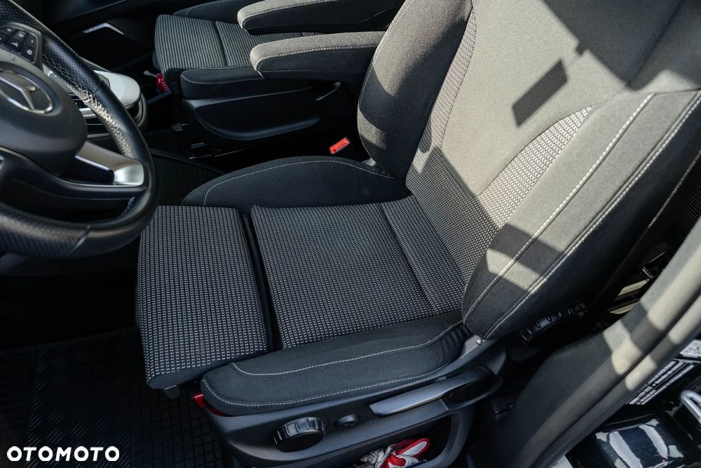 Mercedes-Benz Klasa V 300 d 4-Matic 9G-Tronic (ekstra d³) - 16