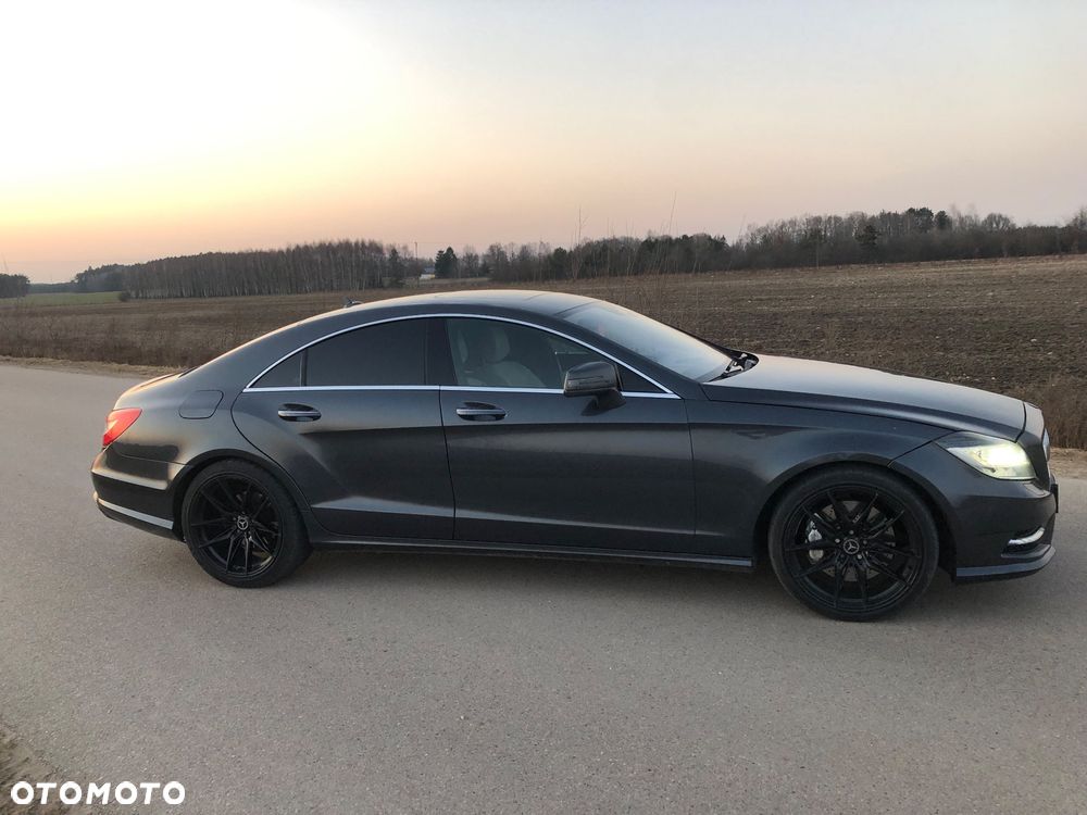 Mercedes-Benz CLS 350 CDI 4-Matic BlueEff - 4
