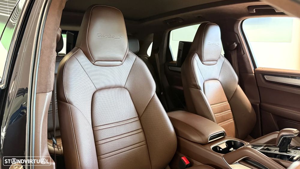 Porsche Cayenne Turbo S E-Hybrid - 19