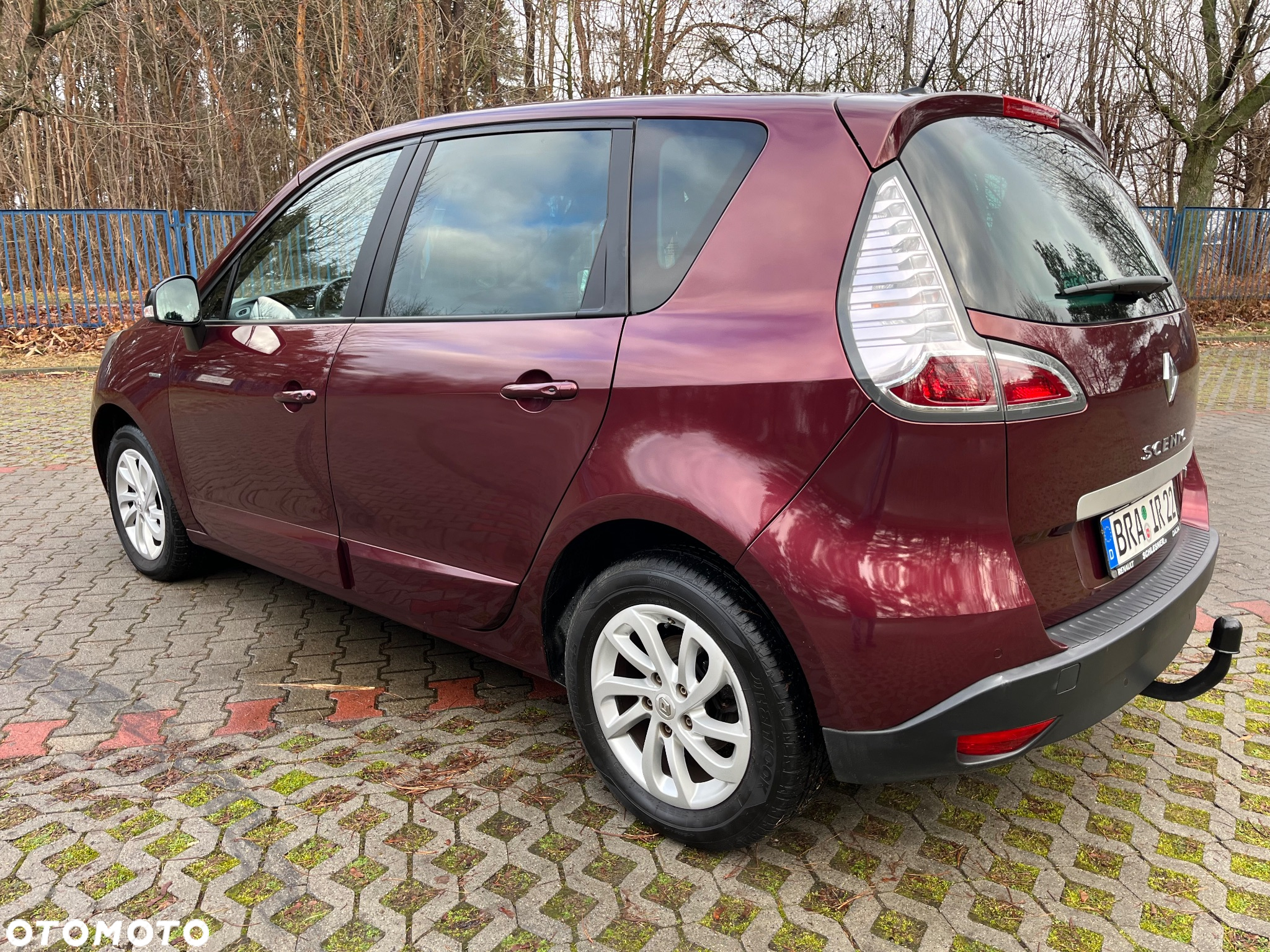 Renault Scenic ENERGY TCe 130 BOSE EDITION - 32