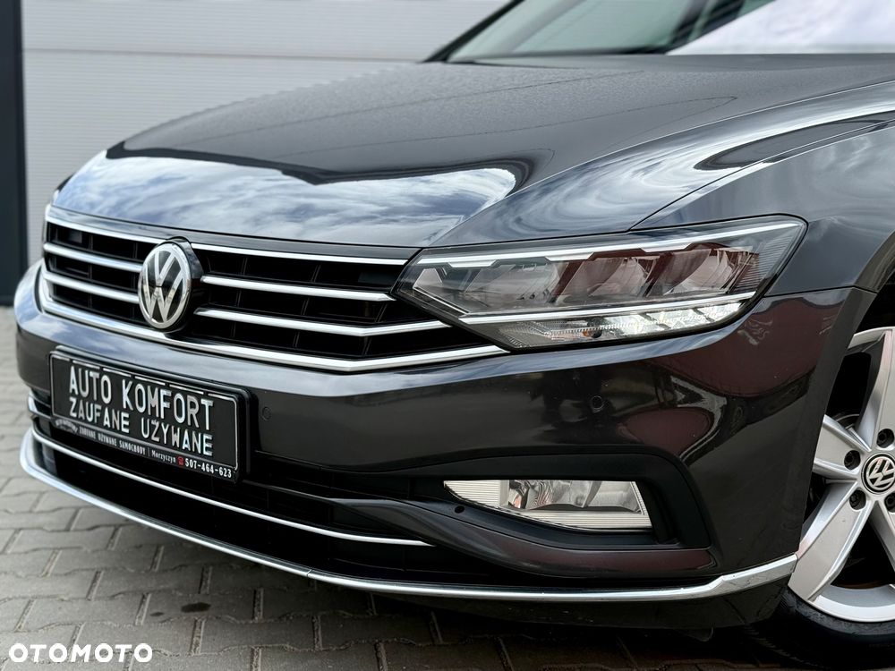 Volkswagen Passat Variant 2.0 TDI SCR DSG BlueMotion Highline - 5