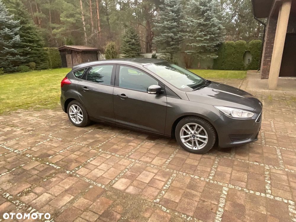 Ford Focus 1.6 Trend PowerShift - 10