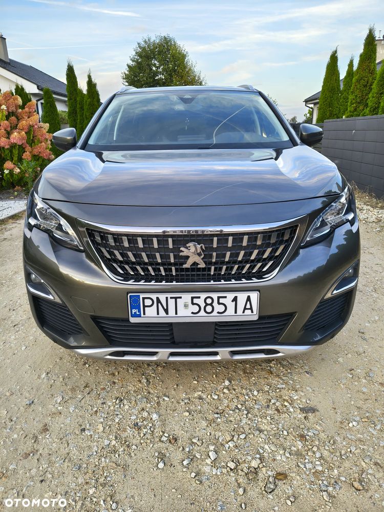 Peugeot 5008 2020 photo 2