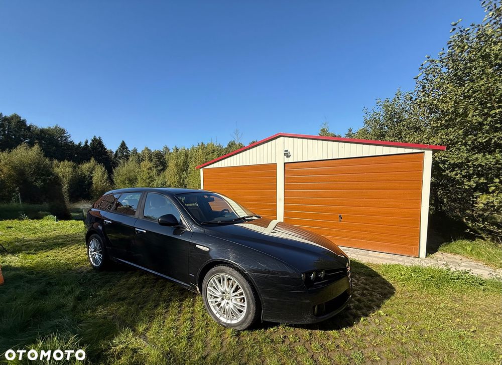 Alfa Romeo 159 - 2
