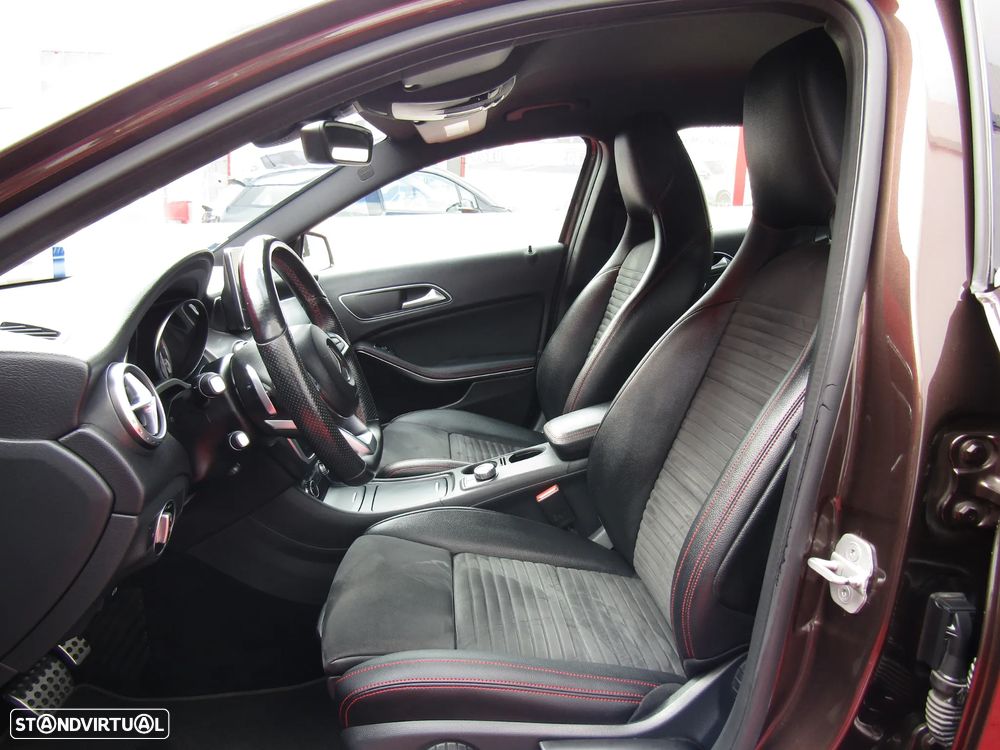 Mercedes-Benz GLA 180 (CDI) d 7G-DCT AMG Line - 14