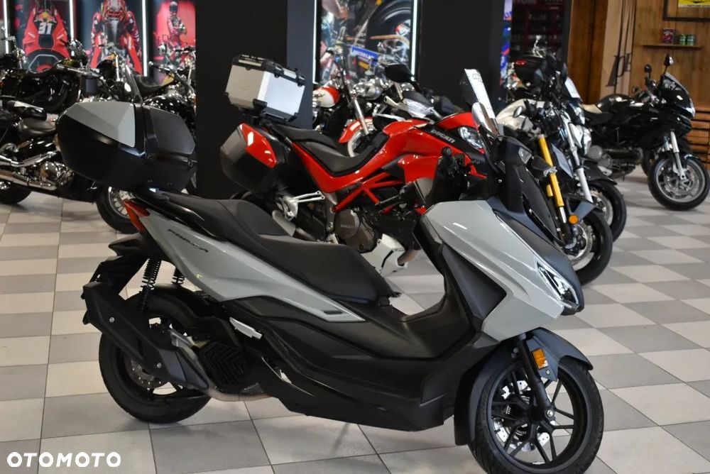 Honda NSS - 34