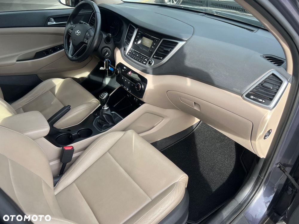 Hyundai Tucson - 26