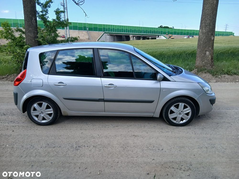 Renault Scenic 1.9 dCi Emotion - 6