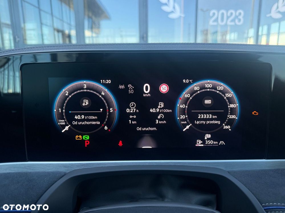 Volkswagen Passat Variant 2.0 TDI SCR 4Mot R-Line Plus DSG - 29