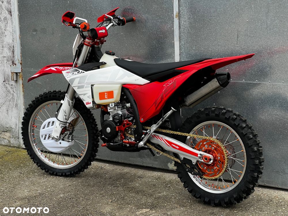 ASIX XR - 5