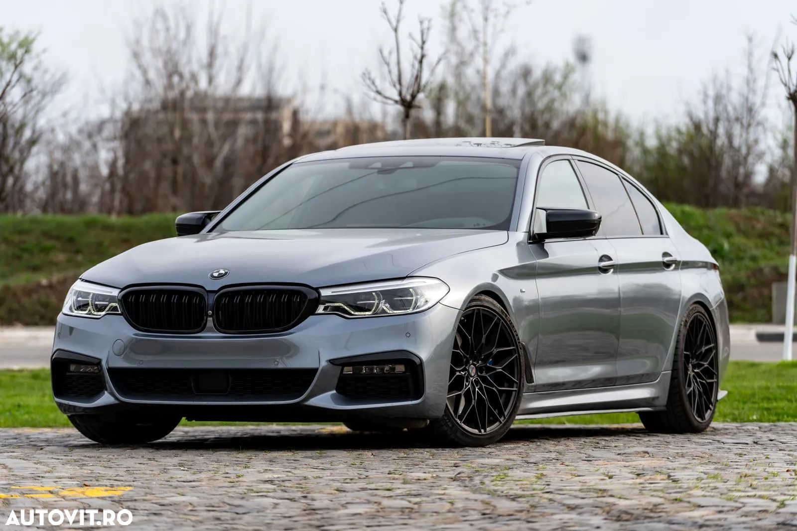 BMW Seria 5 540i xDrive AT - 1