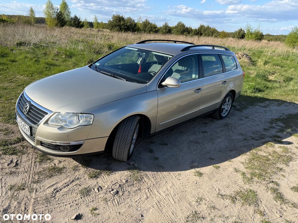 Volkswagen Passat ver-variant-2-0-turbo-fsi-comfortline - 3