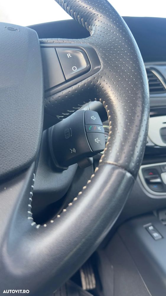 Renault Scenic ENERGY TCe 130 S&S Bose Edition - 14