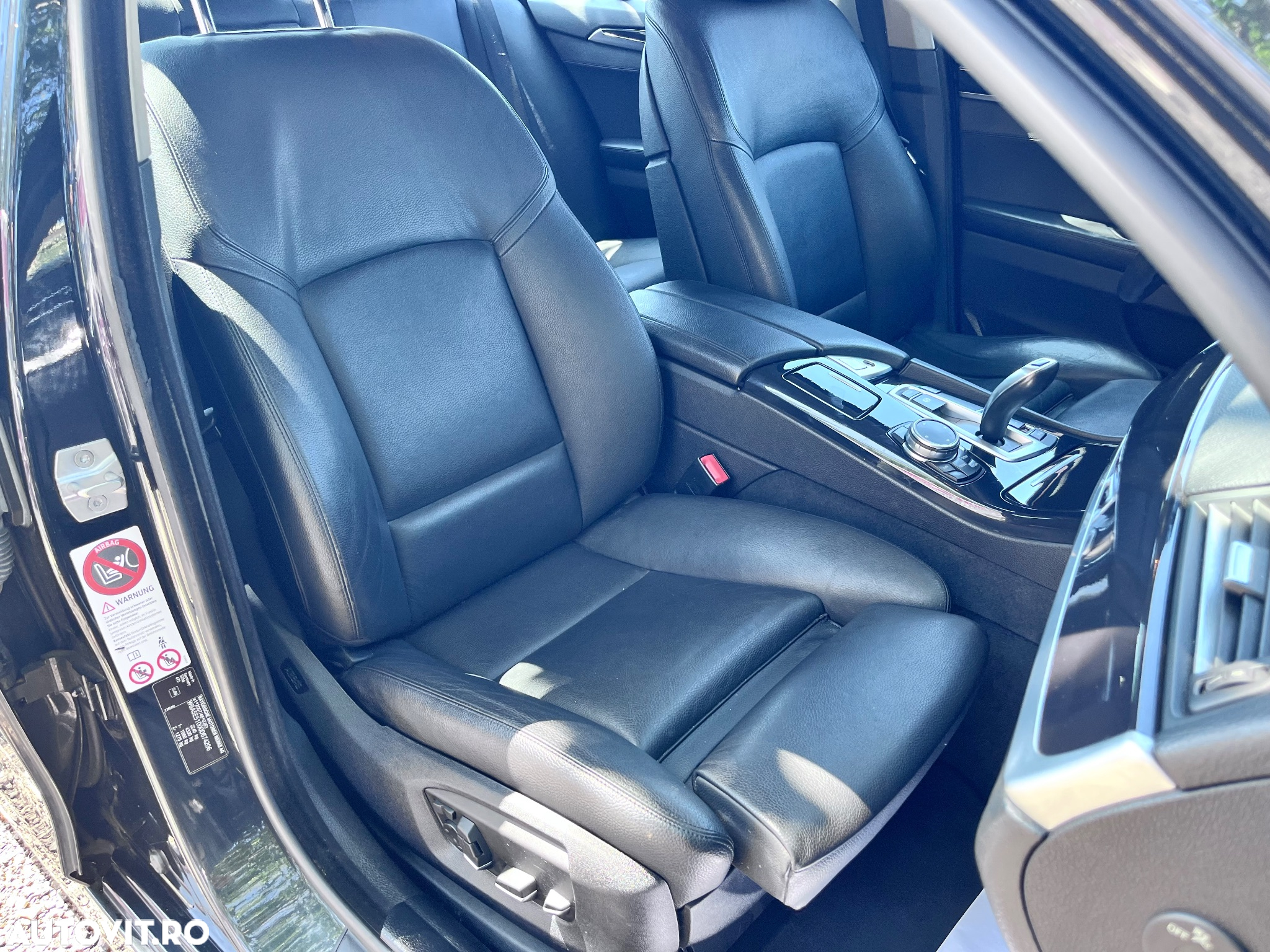 BMW Seria 5 520d Aut. Sport Line - 17