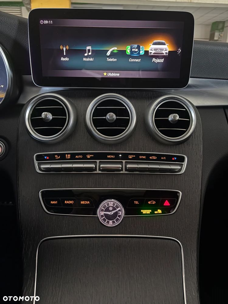 Mercedes-Benz Klasa C 300 9G-TRONIC AMG Line - 16