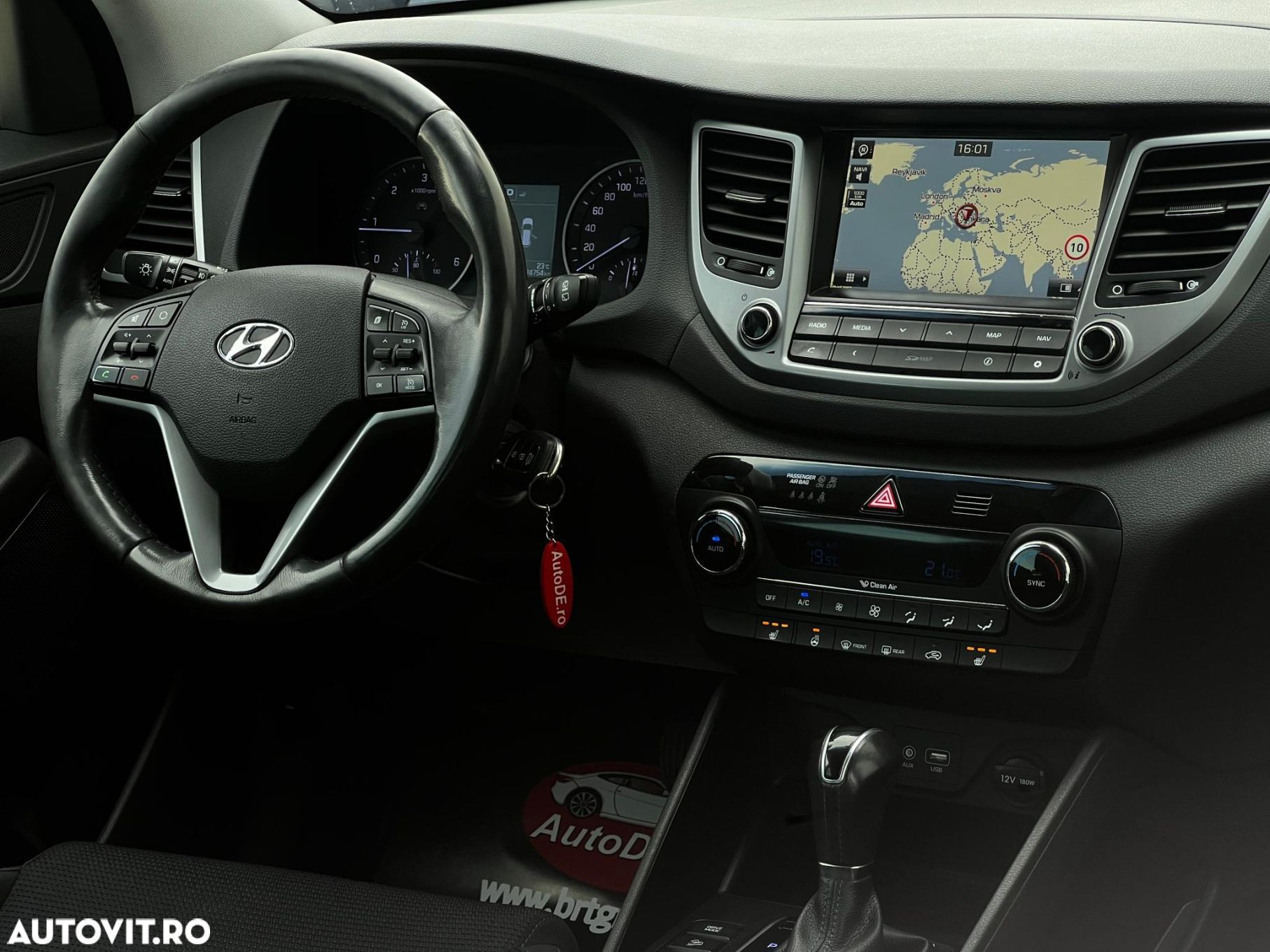 Hyundai Tucson - 8