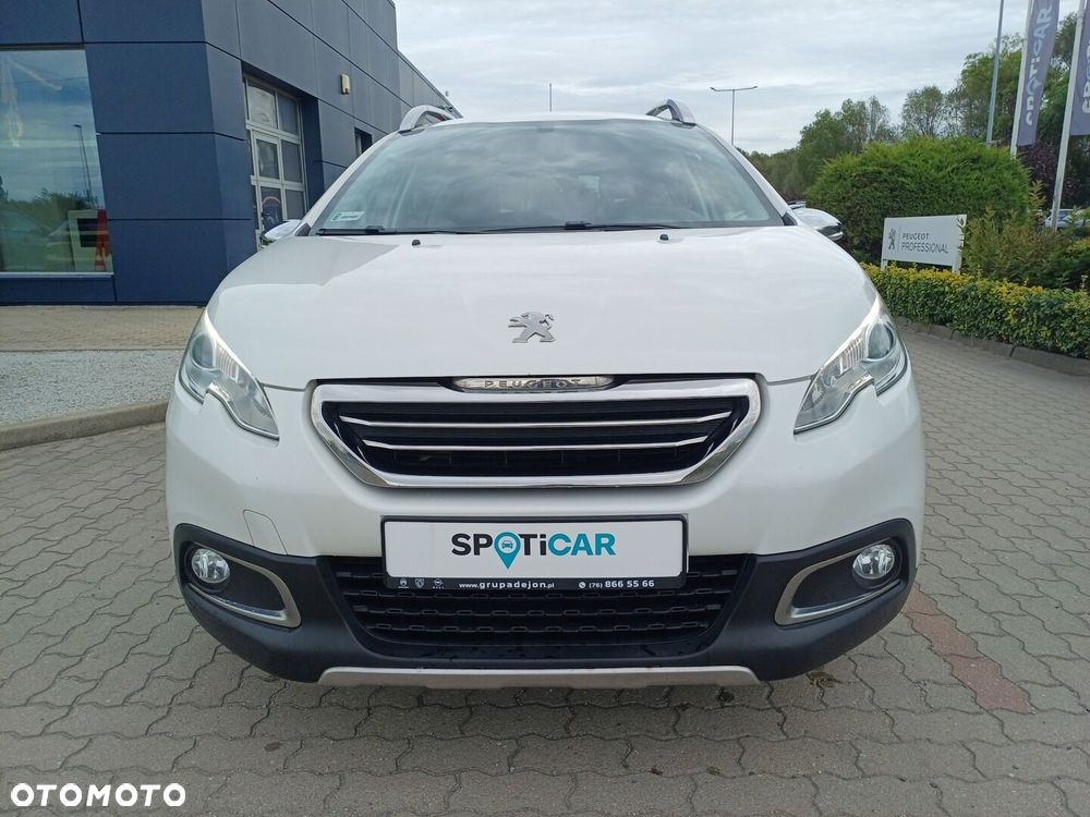 Peugeot 2008 1.2 Pure Tech Style S&S - 2