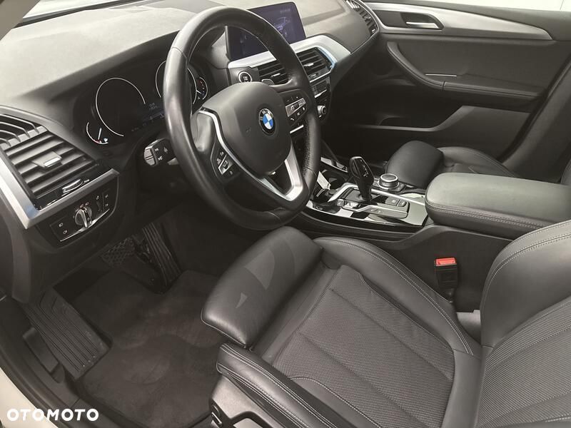 BMW X4 - 10