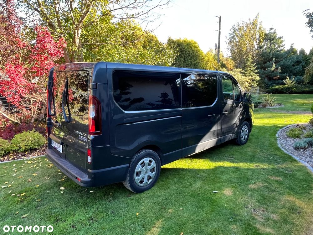 Renault Trafic - 16