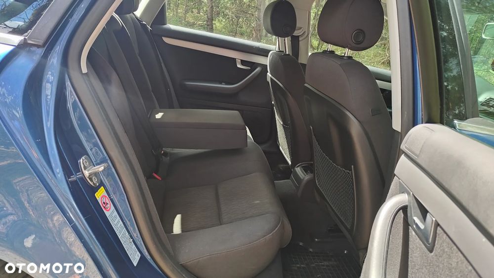 Audi A4 1.6 - 15