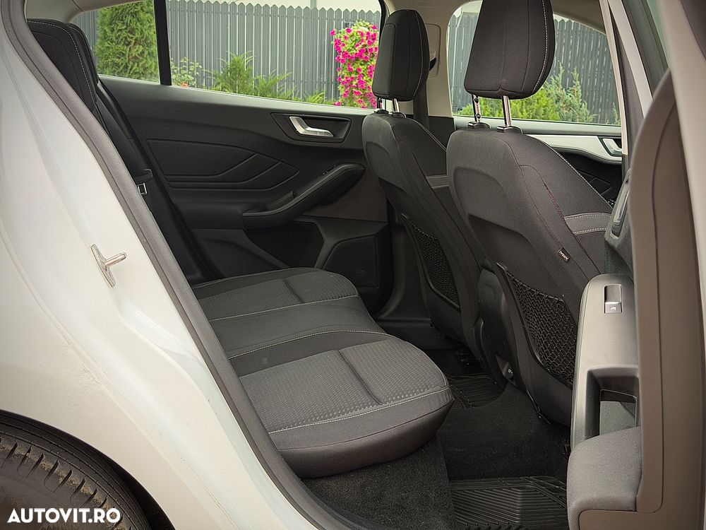 Ford Focus 1.0 EcoBoost Trend Edition - 8