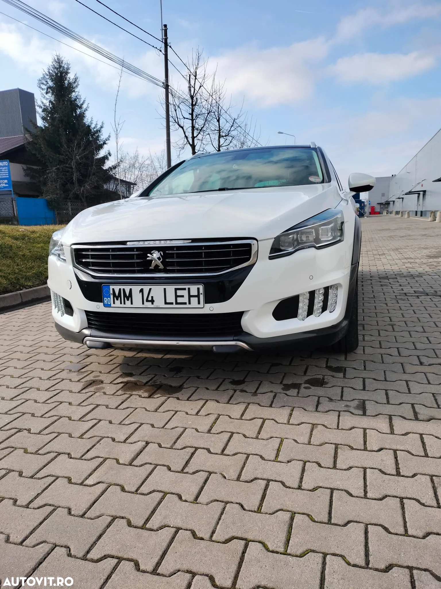 Peugeot 508 RXH Hybrid4 - 3