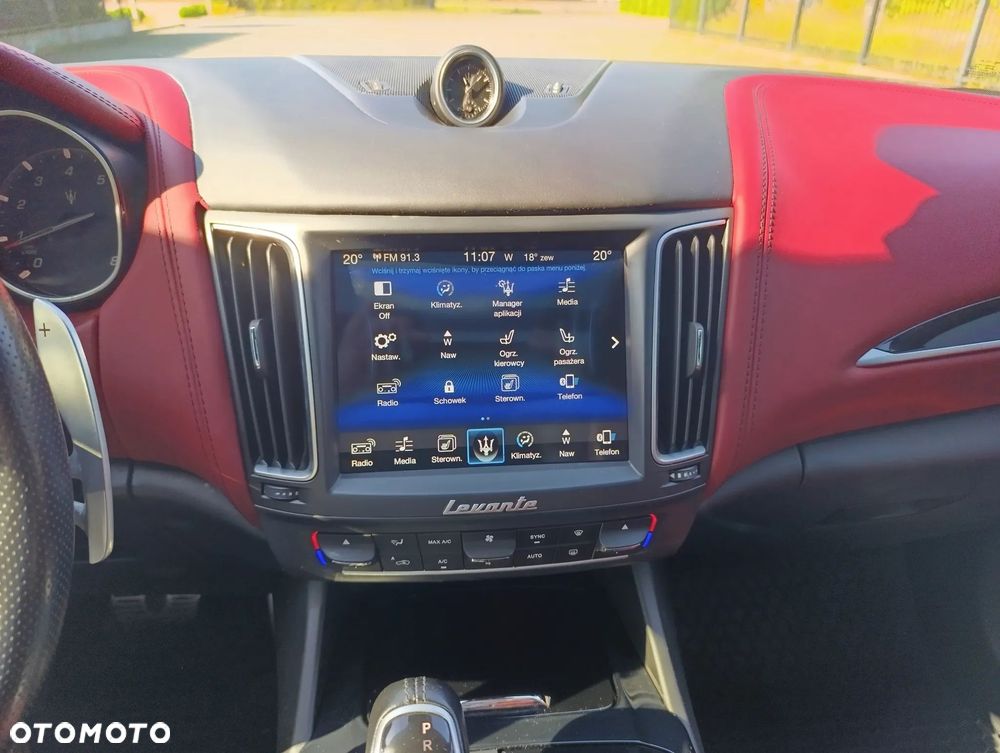 Maserati Levante Essence - 22