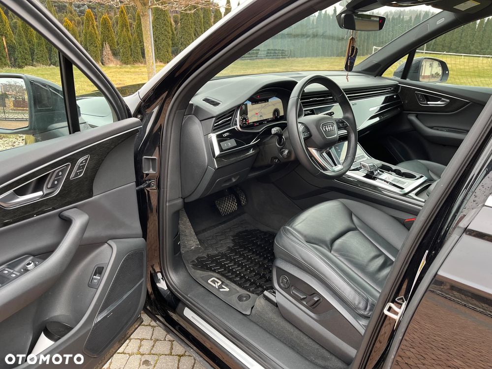 Audi Q7 - 9