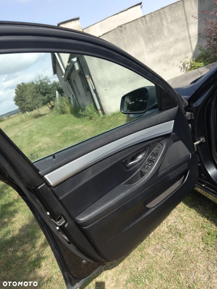 BMW Seria 5 535d xDrive - 5