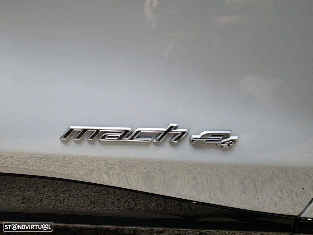 Ford Mustang Mach-E AWD PREMIUM - 14