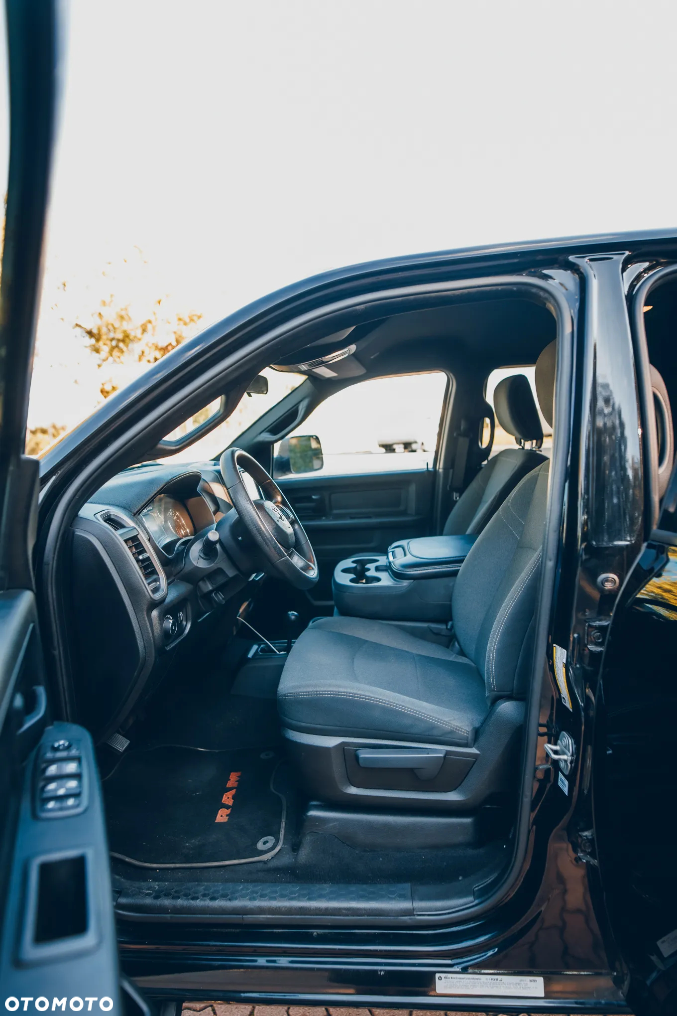RAM 3500 - 10