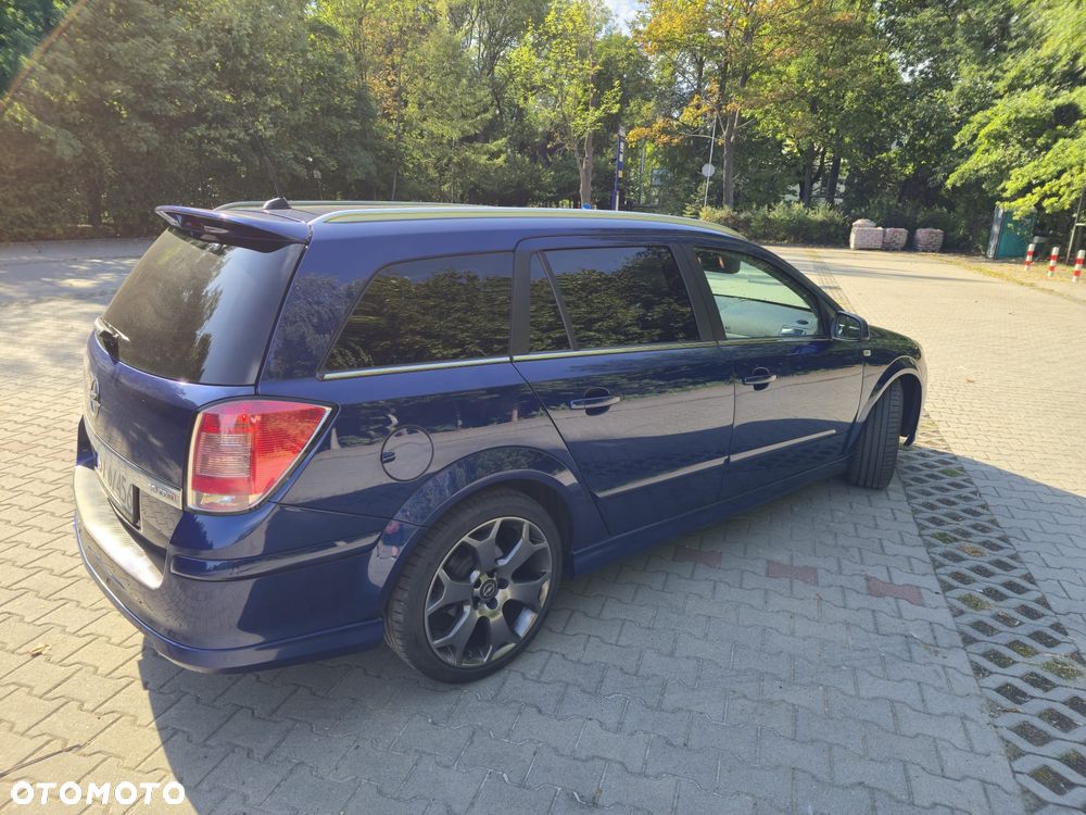 Opel Astra 1.9 CDTI Sport - 4