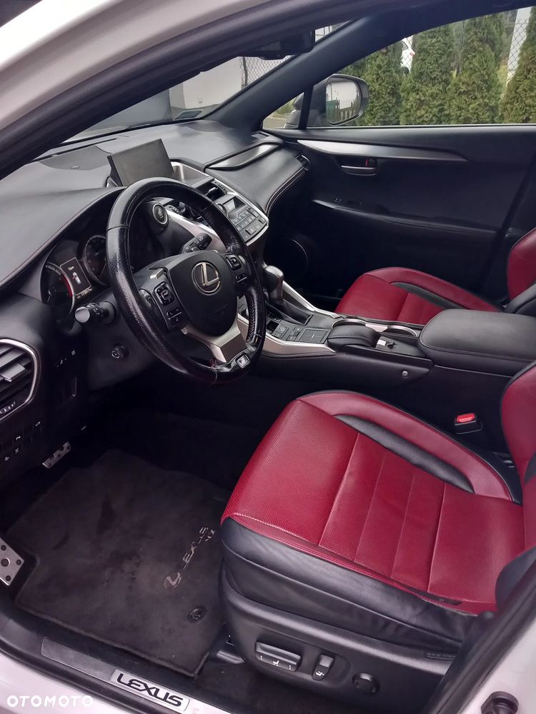 Lexus NX 200t F Sport AWD - 8