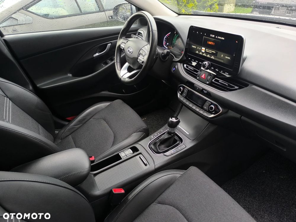 Hyundai i30 1.6 CRDI 48V-Hybrid DCT Prime - 12