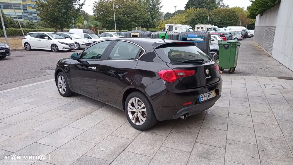 Alfa Romeo Giulietta 1.6 JTDM 16V Turismo - 5