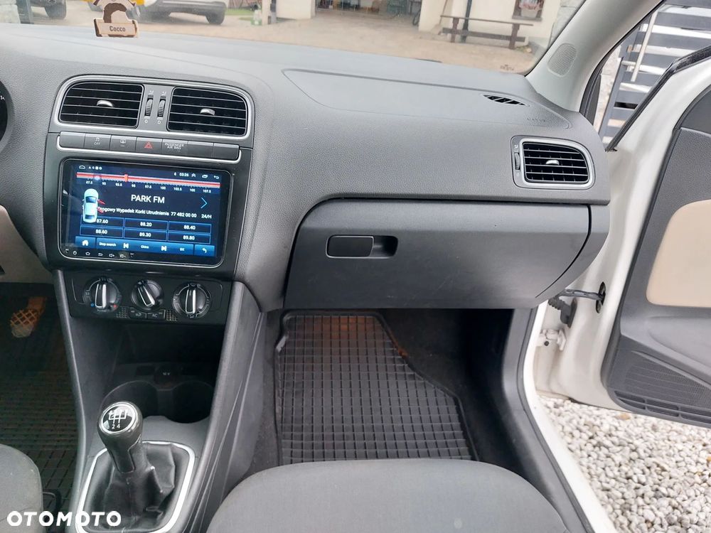 Volkswagen Polo 1.4 16V Highline Optimum - 9