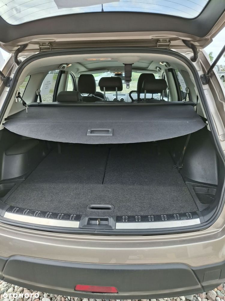 Nissan Qashqai+2 - 9